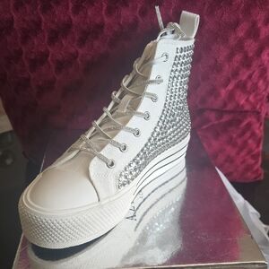 Women's White High-Top Sneakers with Silver Accents And Embleshment